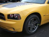 2006%20Dodge%20Charger%20Hemi%20R T%20Daytona%20Front%20End%20Detail%20Top%20Banana%20(Sterlling%20Heights%20Dodge)